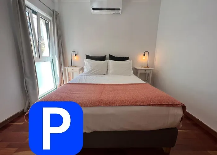CENTRAL Praça Alegria- FREE Parking&AC